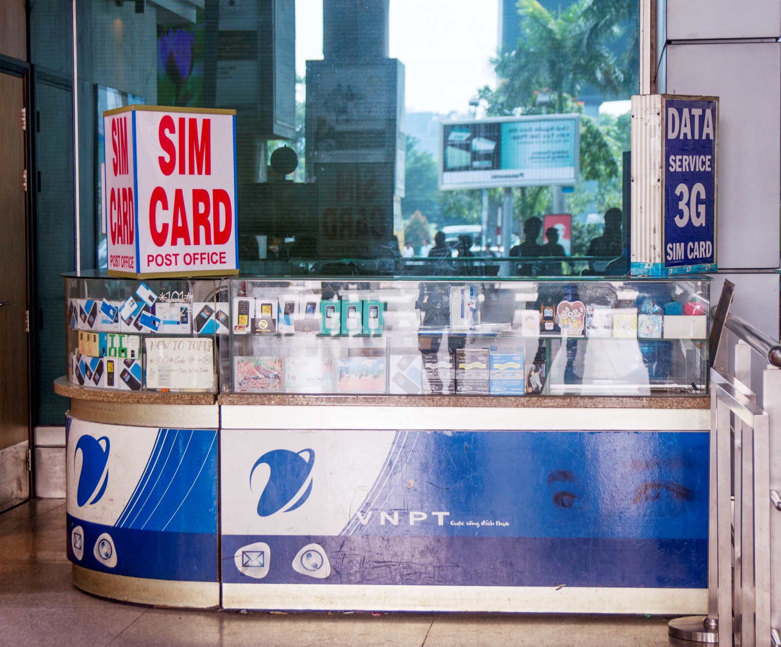 sim card saigon vietnam